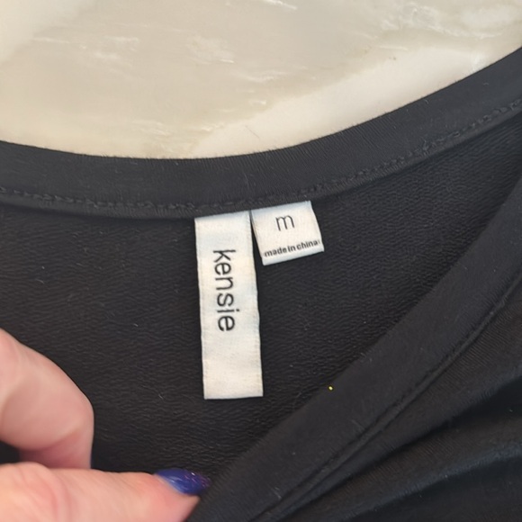 Kensie cold shoulder lace sleeve top M - Picture 3 of 5